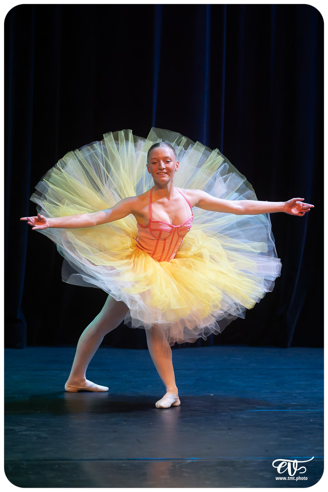 ECOLE DE DANSE CÉCILE ADAMOW